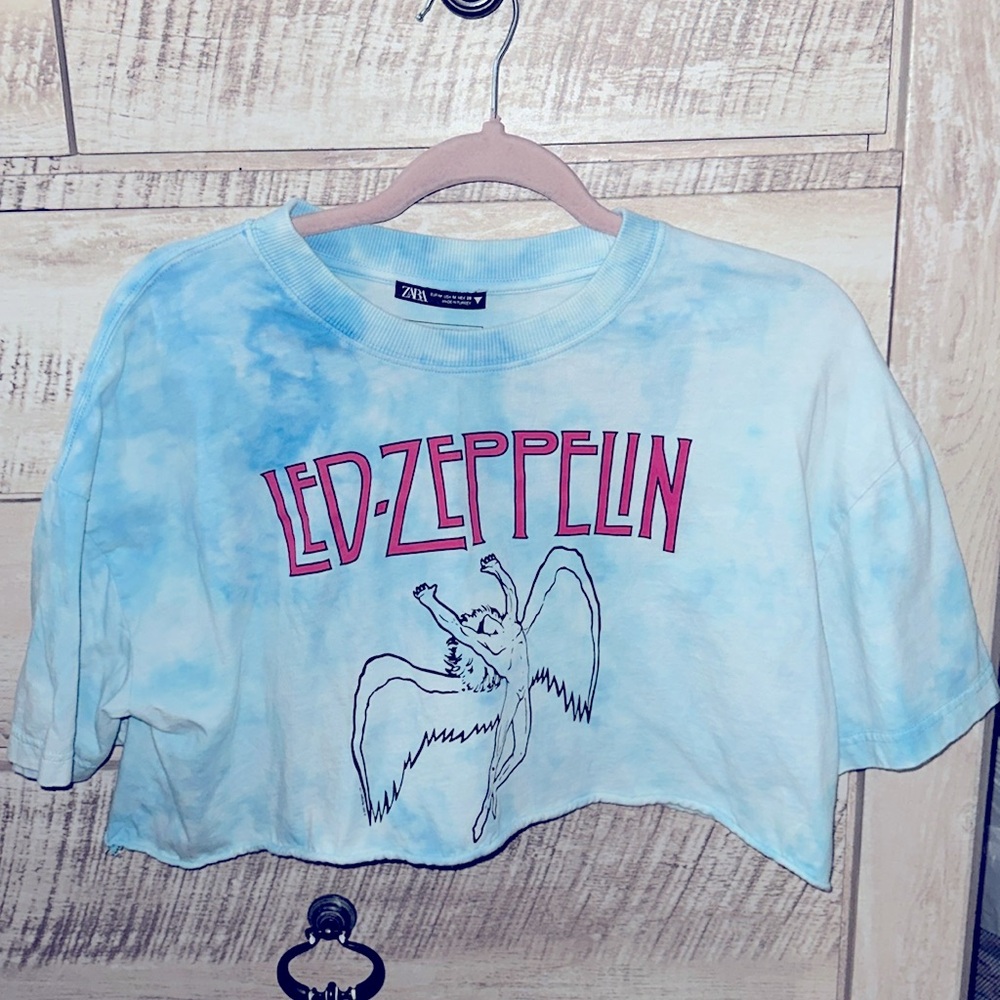 Zara Medium size Led-Zeppelin Elon crop top blue & white tie dye. Never worn.